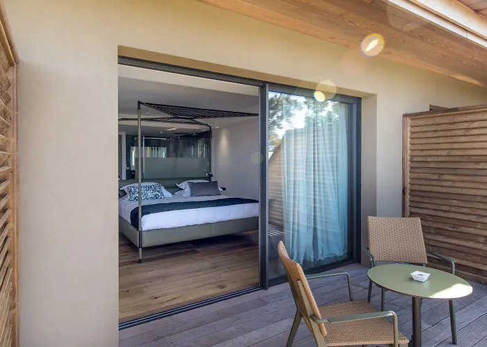 Hotel & Version Maquis Citadelle 5*