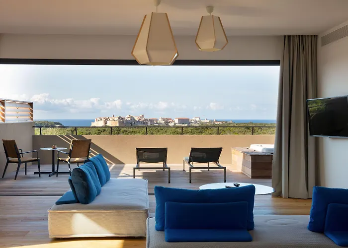 Hotel & Version Maquis Citadelle