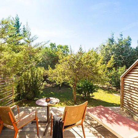 ホテル & Version Maquis Citadelle ボニファシオ