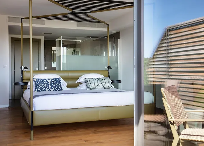 Hotel Hôtel&spa Version Maquis Citadelle 5*