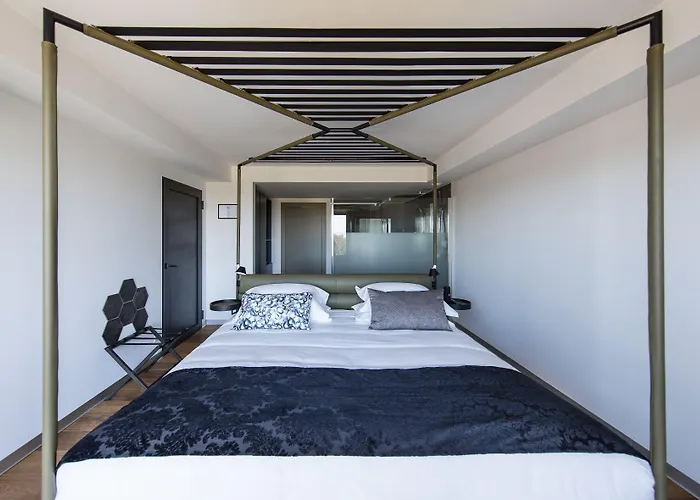 Hôtel&spa Version Maquis Citadelle Hotel